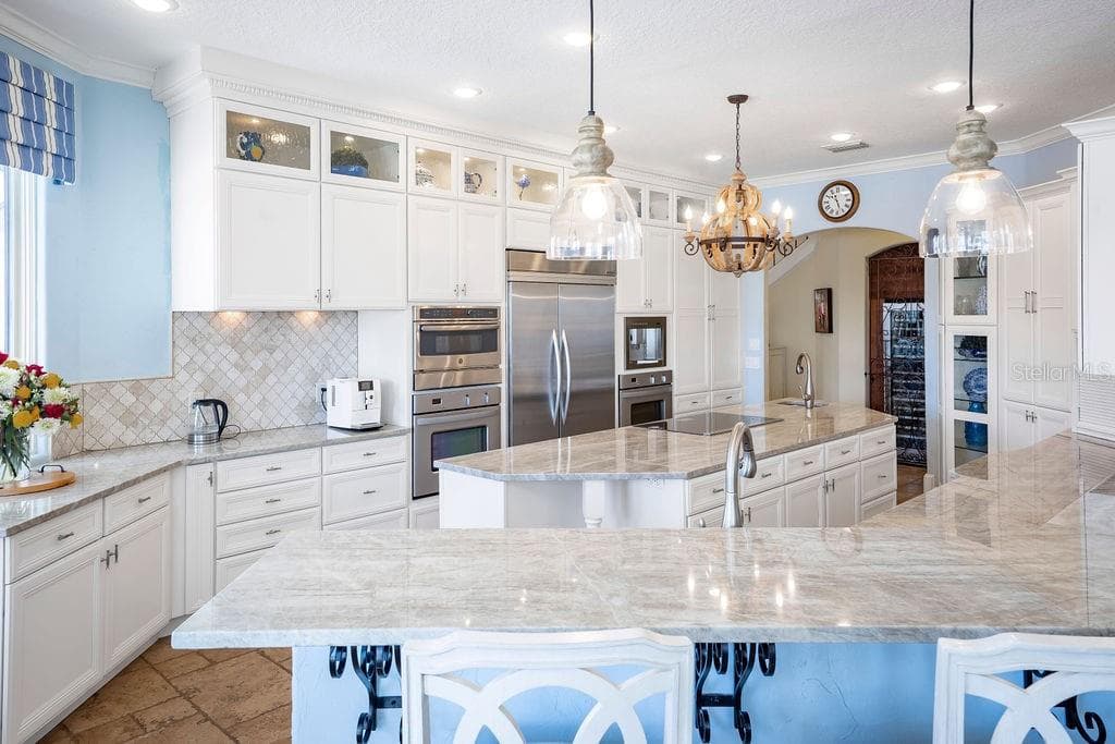12540 PARK AVENUE photo 10