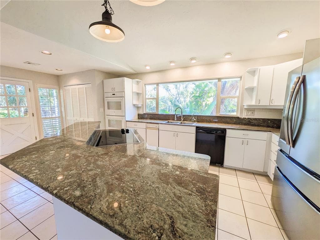4554 COOPER ROAD photo 7