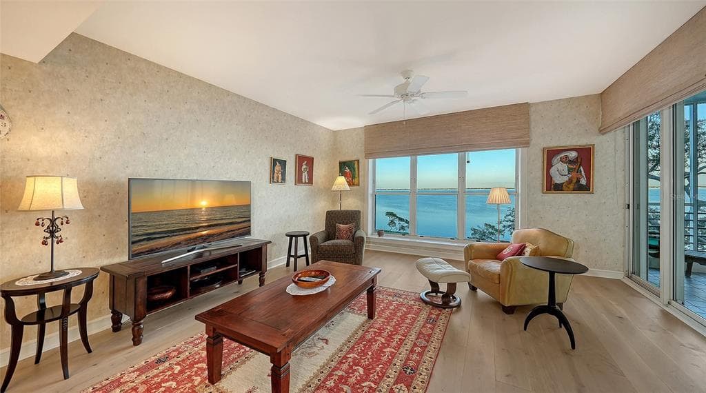 2450 HARBOURSIDE DRIVE 234 photo 16