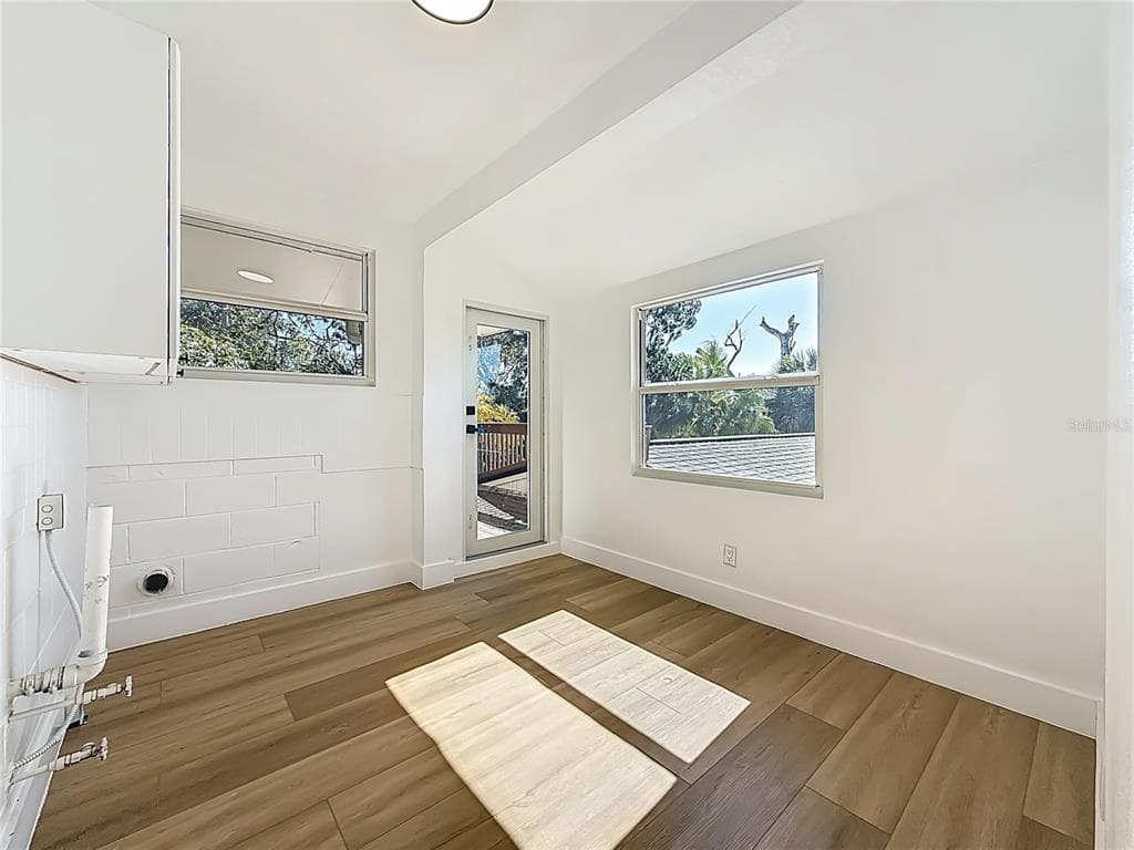 6108 OAK RIDGE AVENUE photo 24