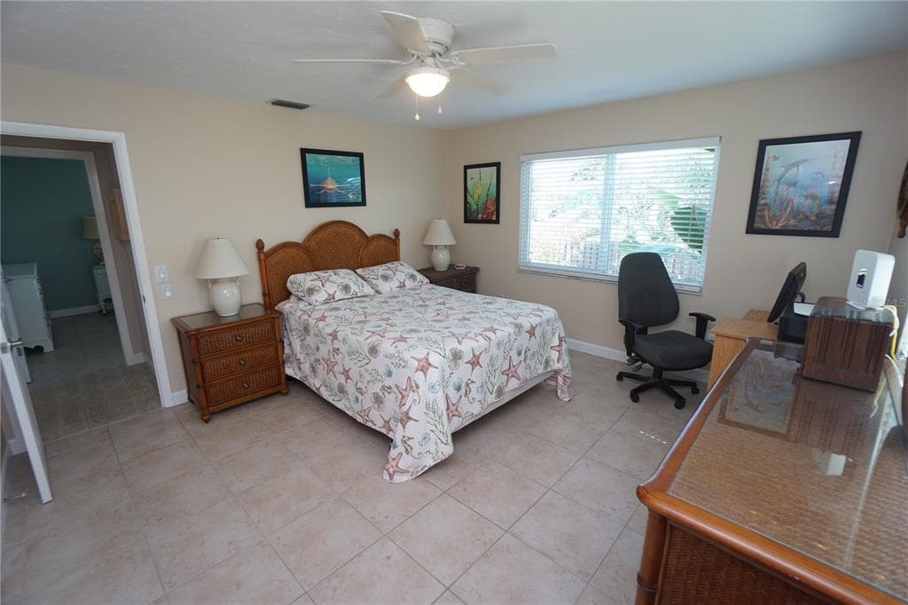 621 STURGEON PLACE photo 23