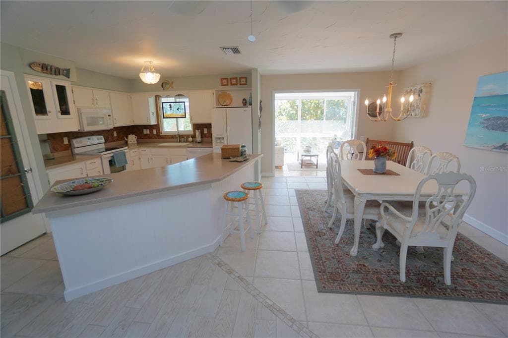 621 STURGEON PLACE photo 14