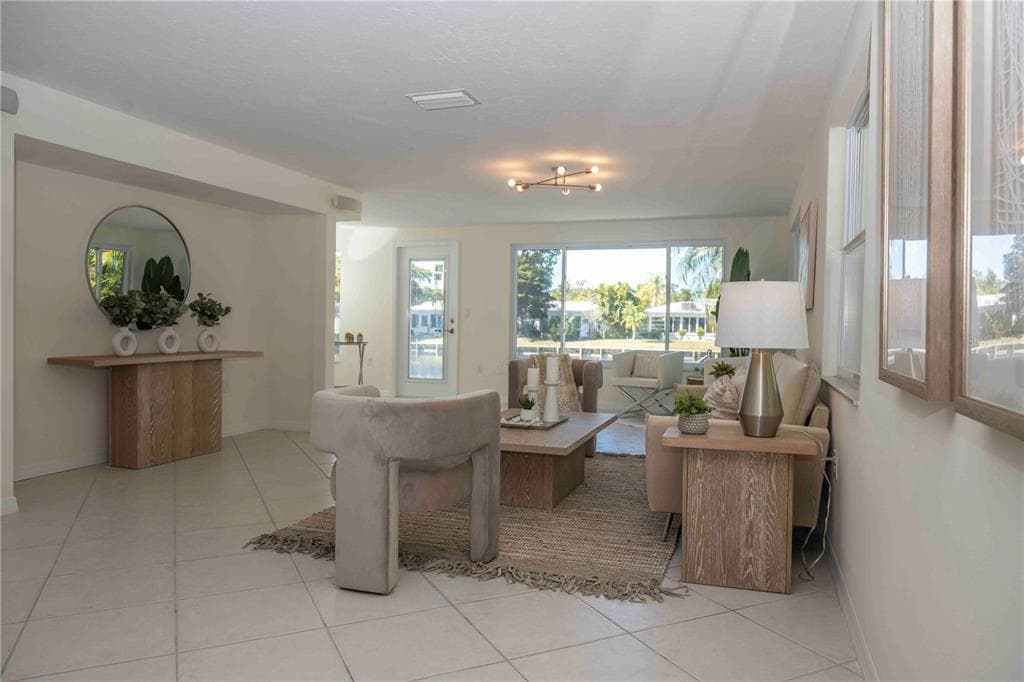 563 SPANISH DRIVE S photo 9