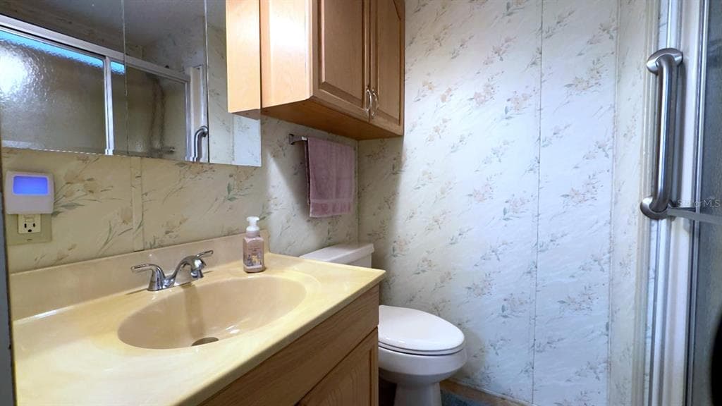 772 IMPERIAL DRIVE photo 18