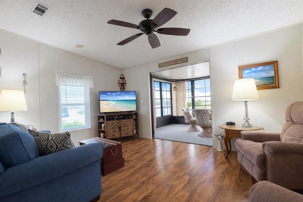 772 IMPERIAL DRIVE photo 11