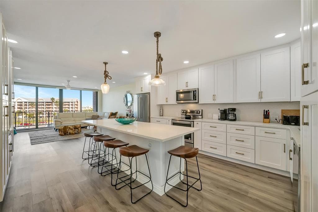 5396 GULF BOULEVARD 407 photo 7