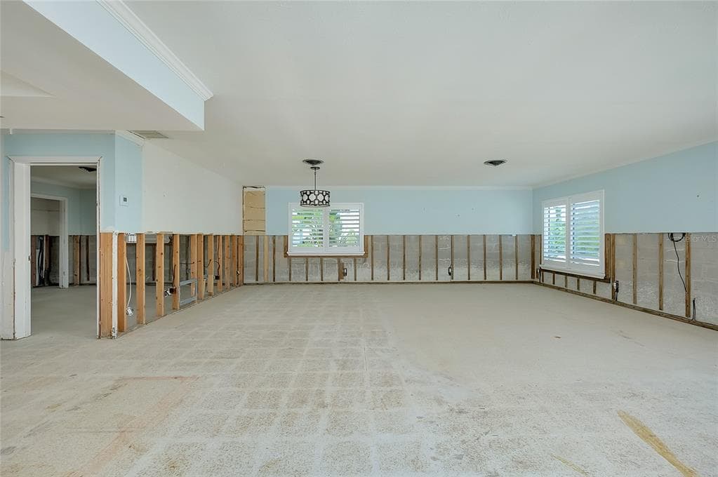 170 MOCKINGBIRD LANE photo 12