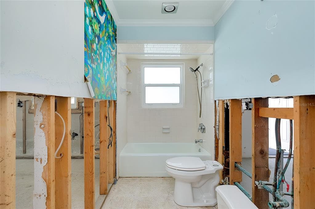 170 MOCKINGBIRD LANE photo 24