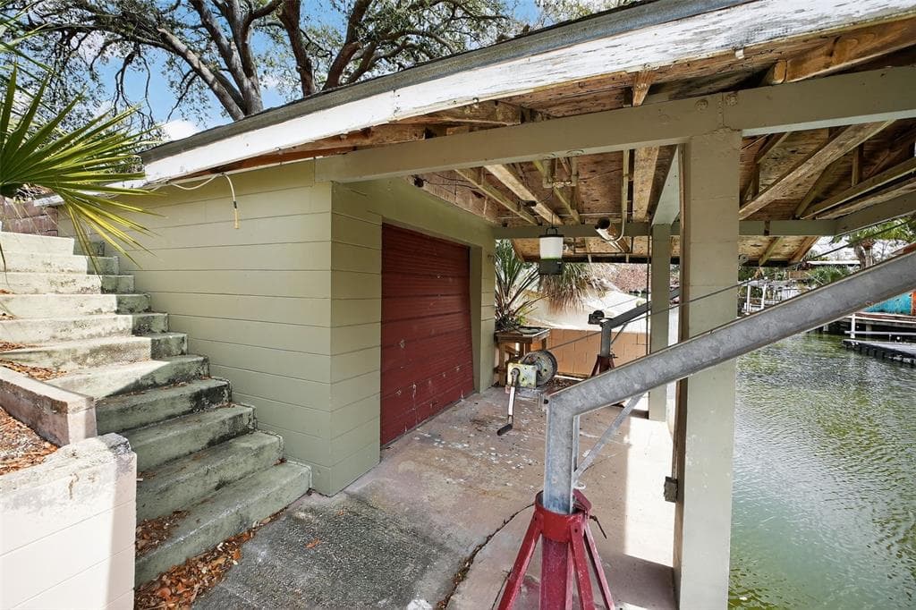 153 GARY AVENUE photo 13