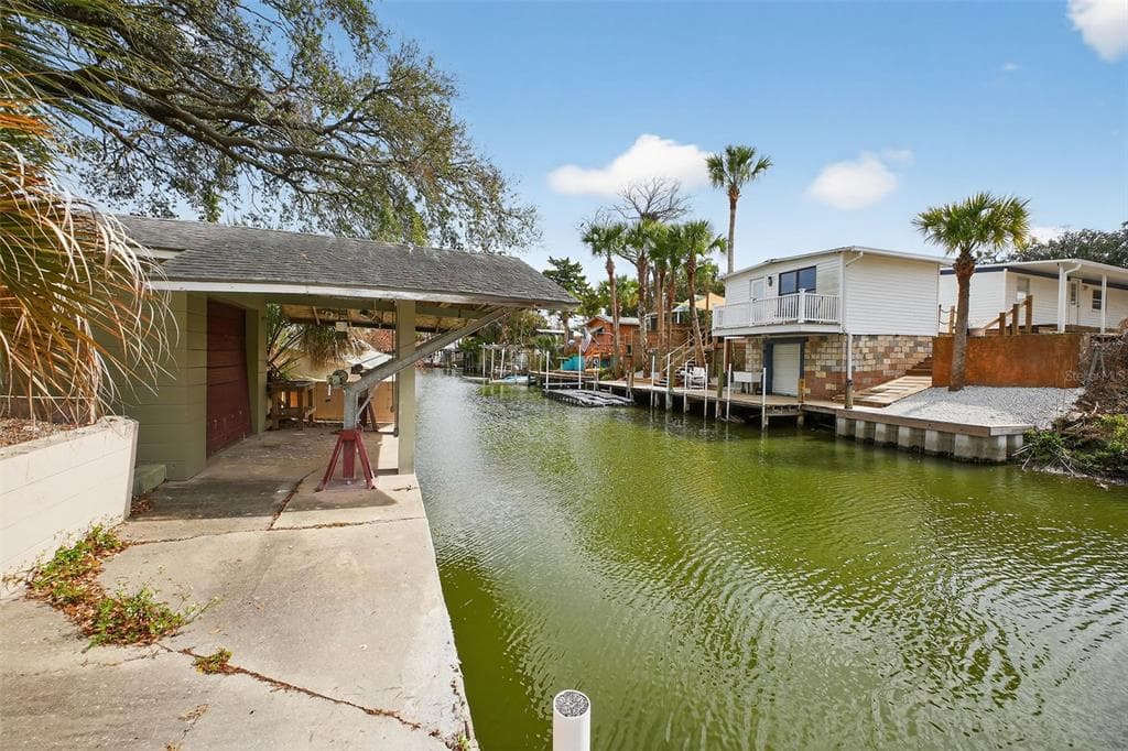 153 GARY AVENUE photo 11