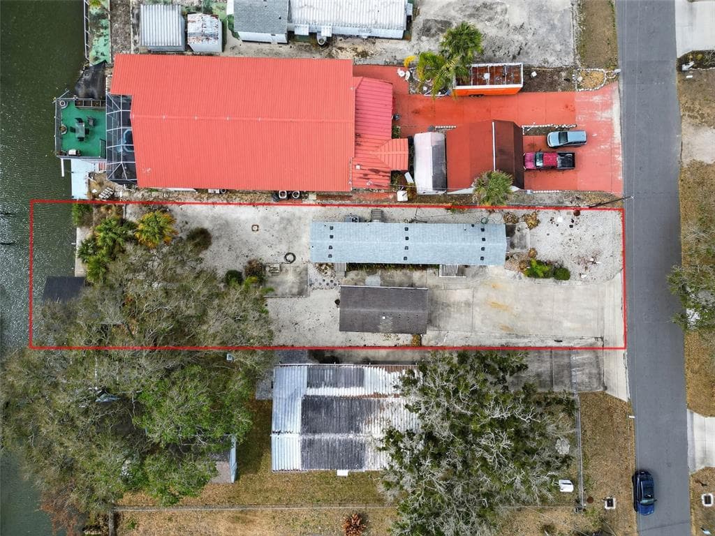 153 GARY AVENUE photo 4