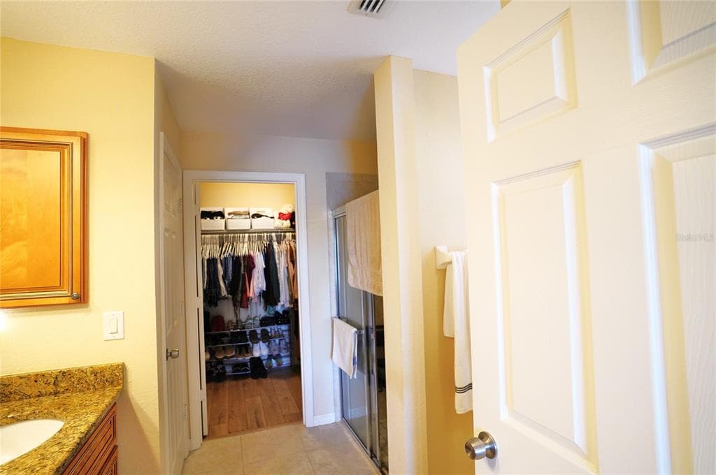 12760 SW LAKE SIDE DRIVE photo 23