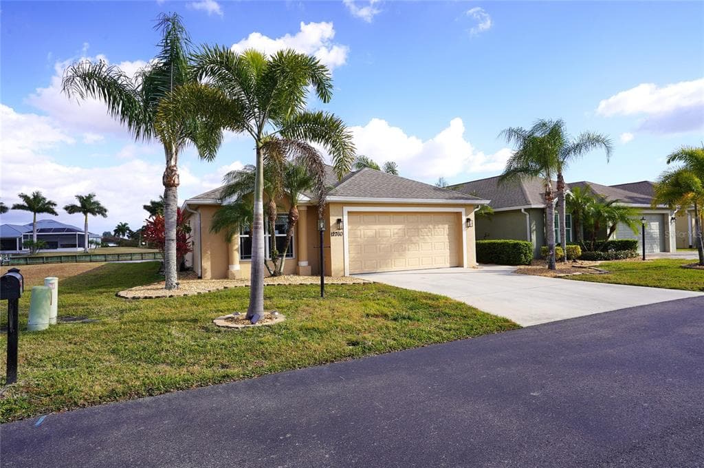 12760 SW LAKE SIDE DRIVE photo 2