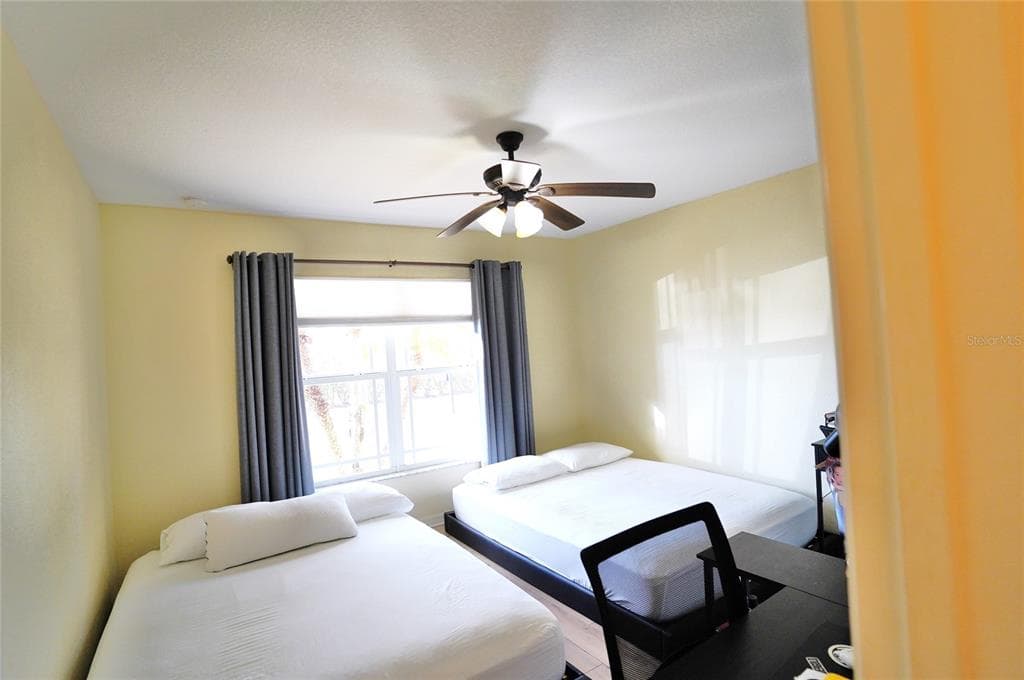 12760 SW LAKE SIDE DRIVE photo 16