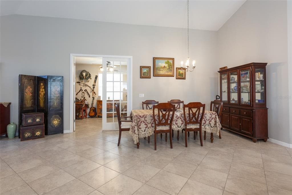 43 LAGOON WAY photo 4