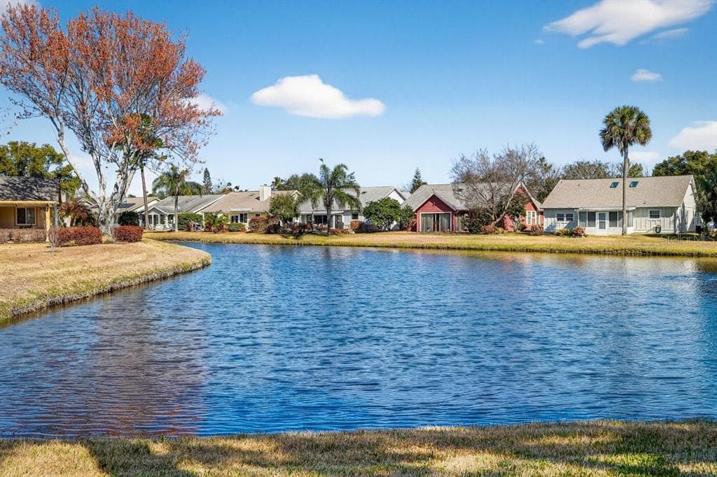 701 PINE SHORES CIRCLE photo 13