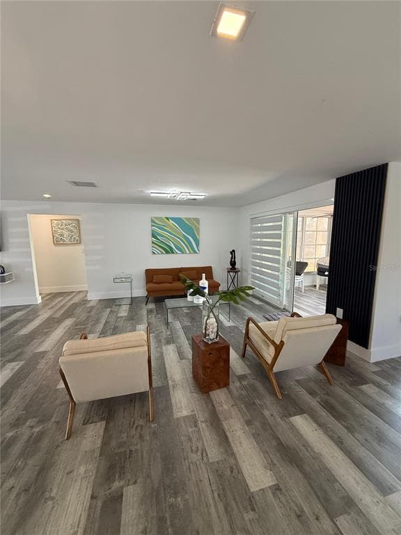 5925 BEVERLY DRIVE photo 13