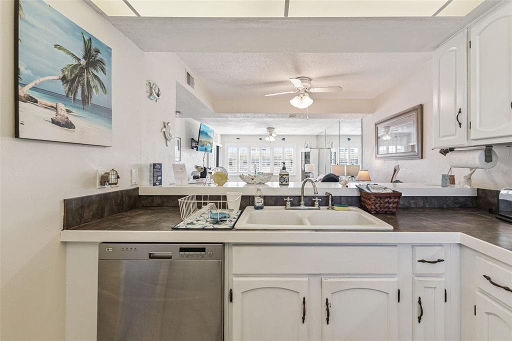 4175 S ATLANTIC AVENUE 509 photo 18