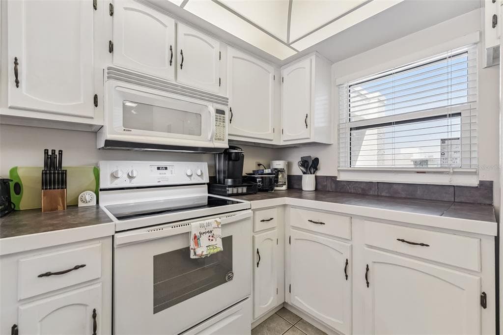 4175 S ATLANTIC AVENUE 509 photo 15