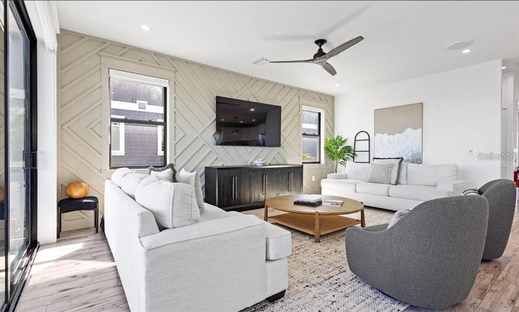 203 BAY DRIVE N photo 11