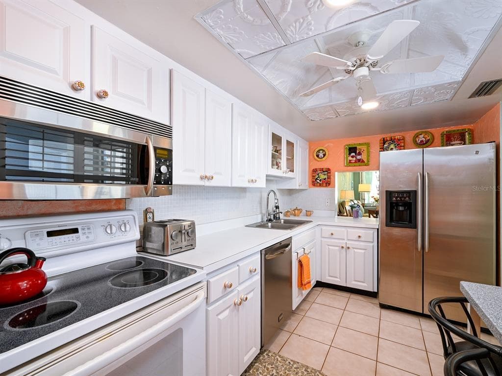 1770 BENJAMIN FRANKLIN DRIVE 206 photo 12