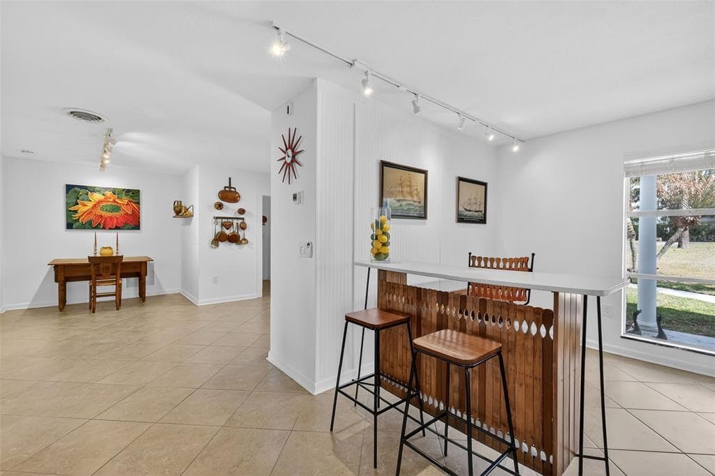33225 LAKESHORE DRIVE photo 12