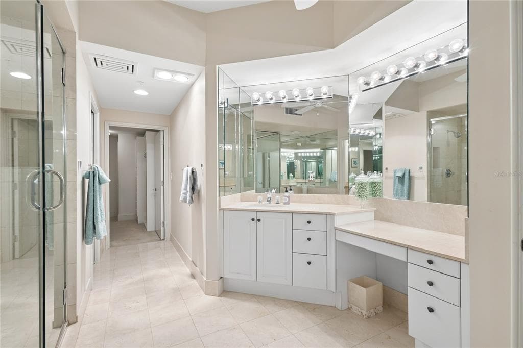 3010 GRAND BAY BOULEVARD 432 photo 20