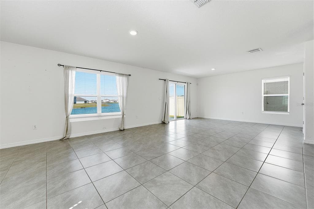 10215 CHARLOTTE DRIVE photo 11