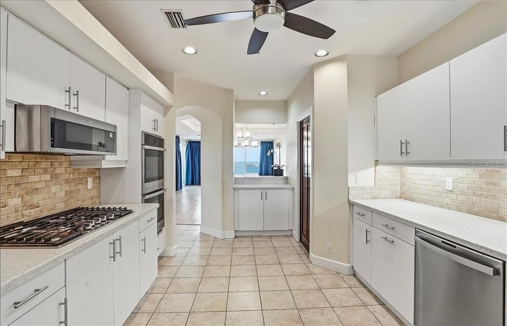 380 GULF OF MEXICO DRIVE 515 photo 16