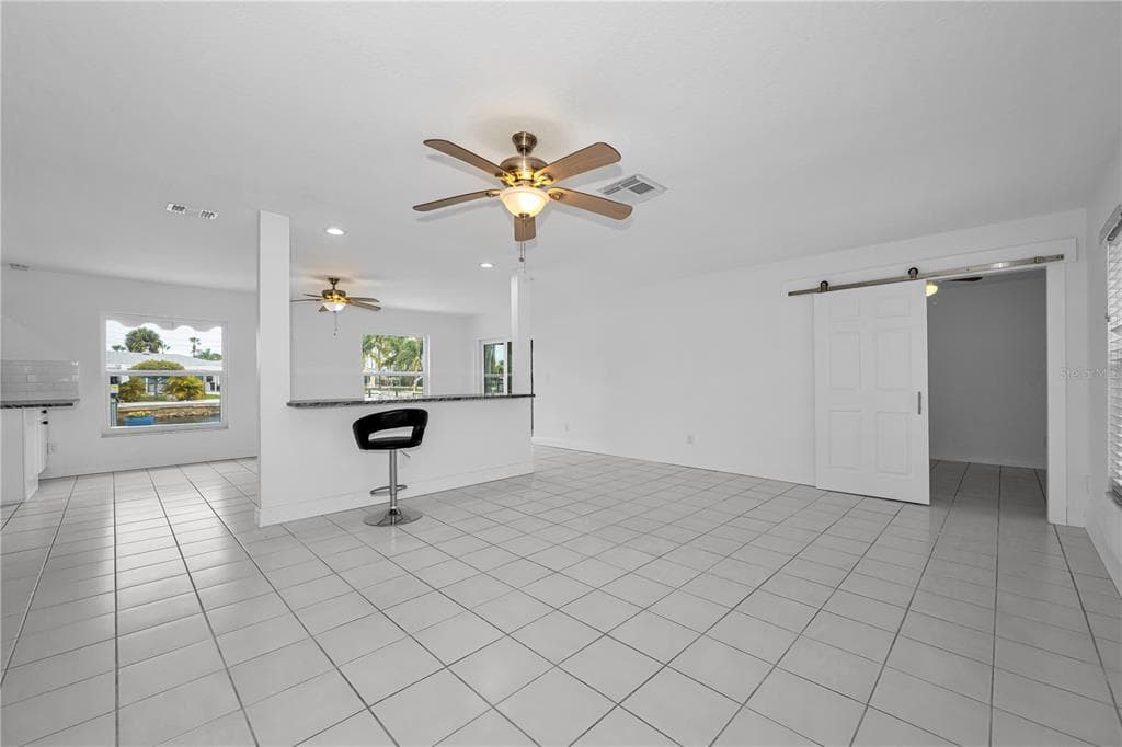 4909 SHOREVIEW COURT photo 10