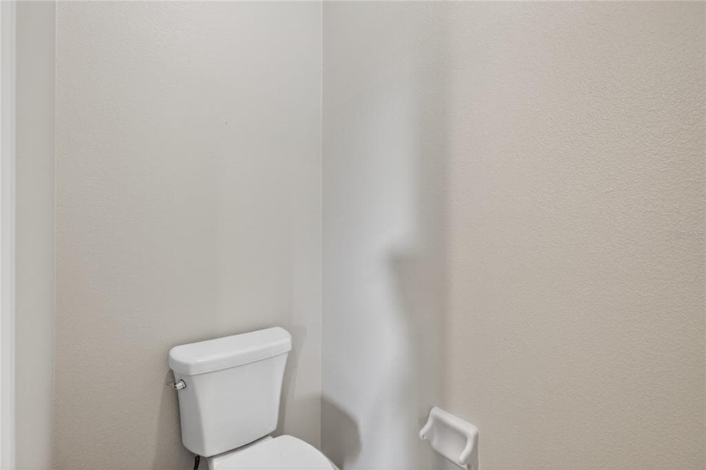 216 LAMONTE POINT COURT photo 16
