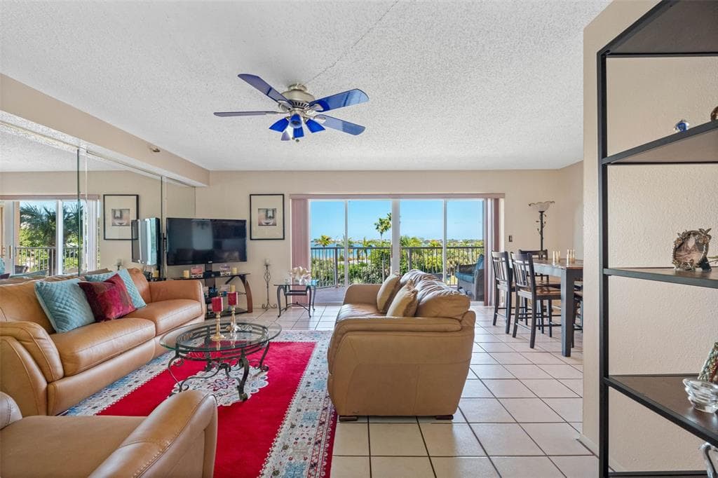 7430 SUNSHINE SKYWAY LANE S 406 photo 10