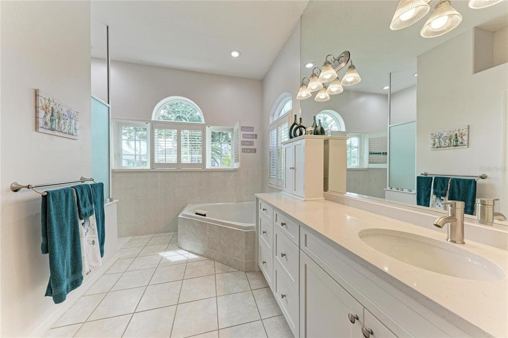 4735 SPINNAKER DRIVE photo 20