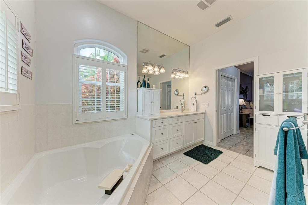 4735 SPINNAKER DRIVE photo 19