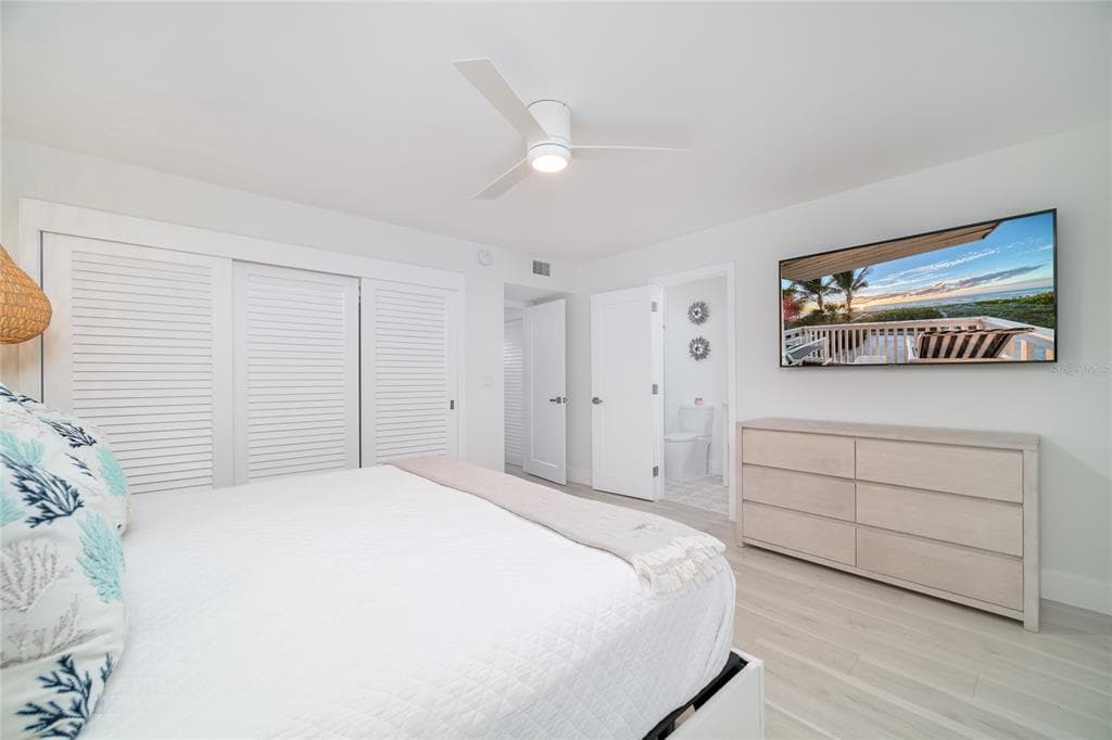 1104 BEACH TRAIL 1 photo 16