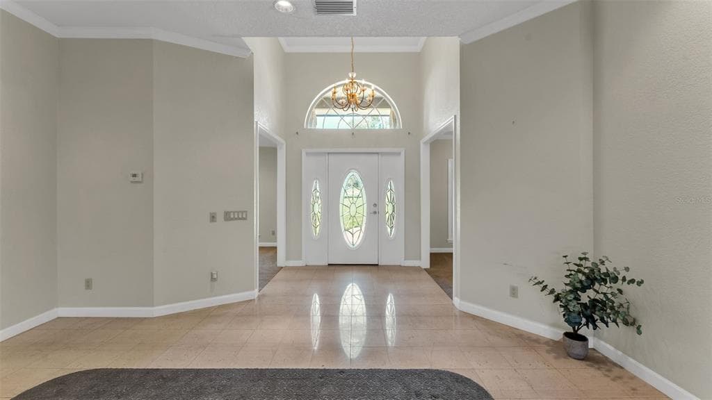 122 W JULIANA WAY photo 14