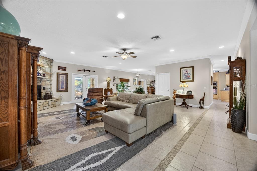 3200 ROWLAND DRIVE photo 12