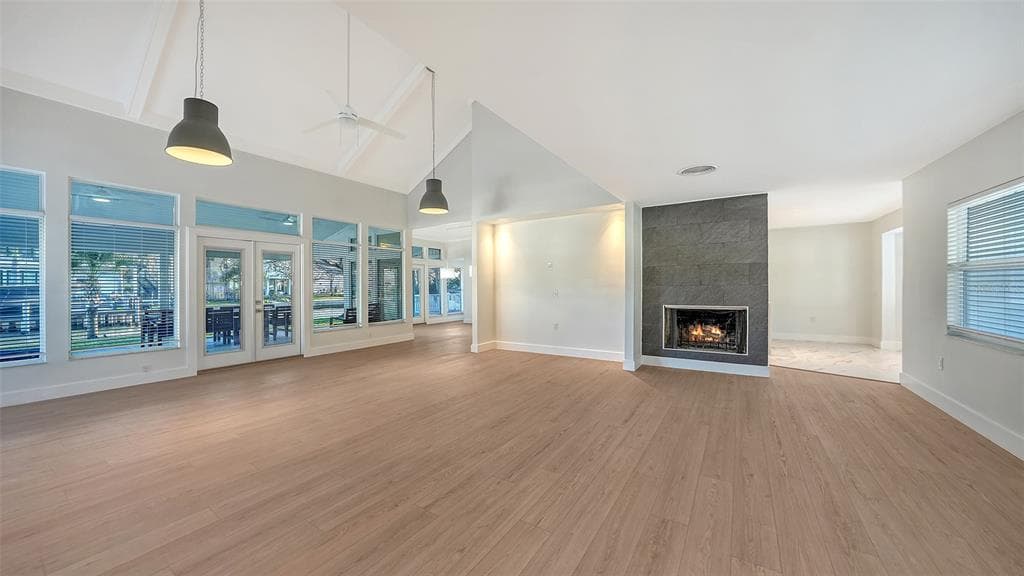 940 ALAMEDA WAY photo 4