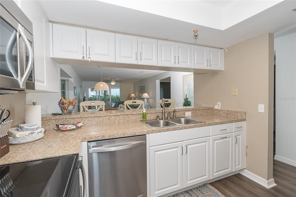 7201 RUM BAY DR 4122A photo 9