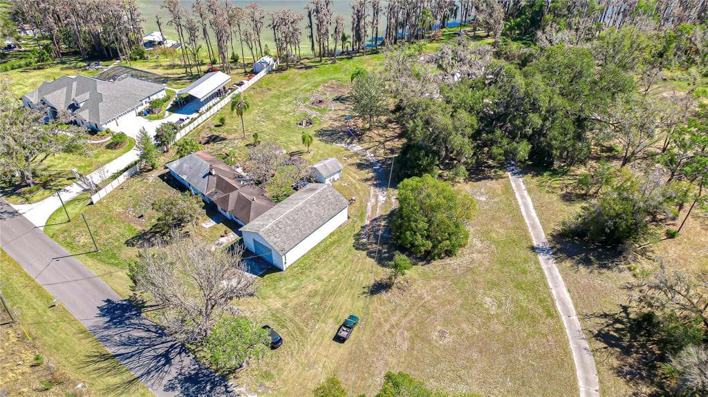 6608 WISTERIA LOOP photo 15