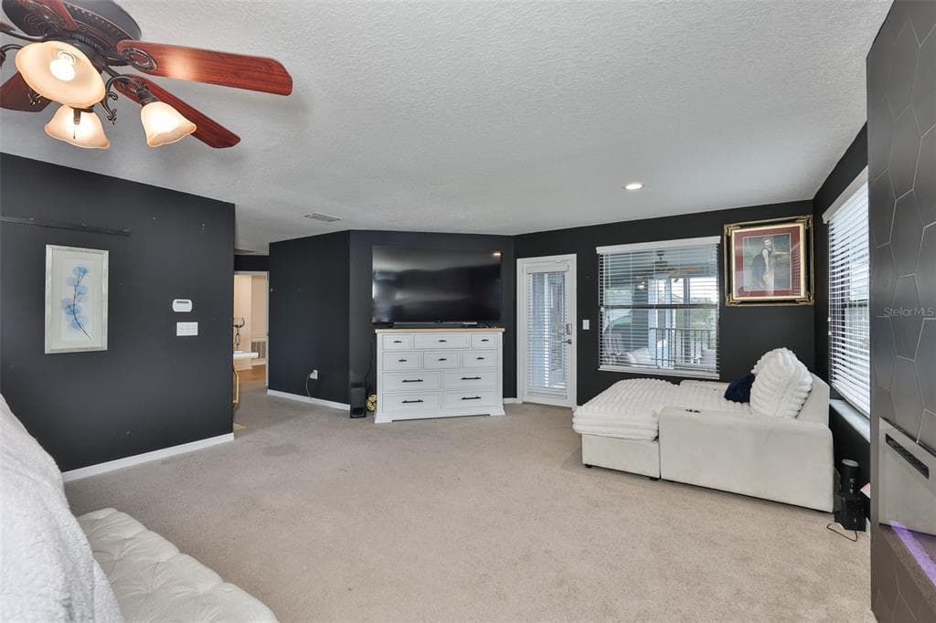 10039 SMARTY JONES DRIVE photo 24
