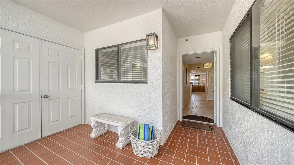 1445 GULF OF MEXICO DRIVE 101 photo 5