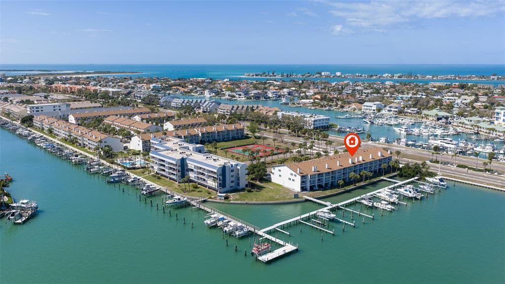 117 YACHT CLUB LANE photo 6