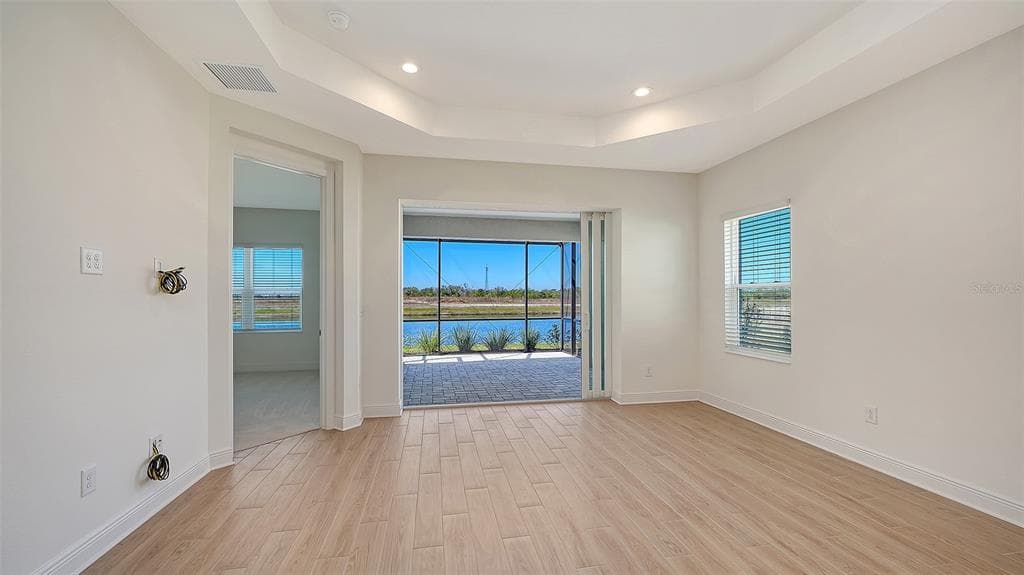 2114 SYLVESTER PALM LANE photo 12