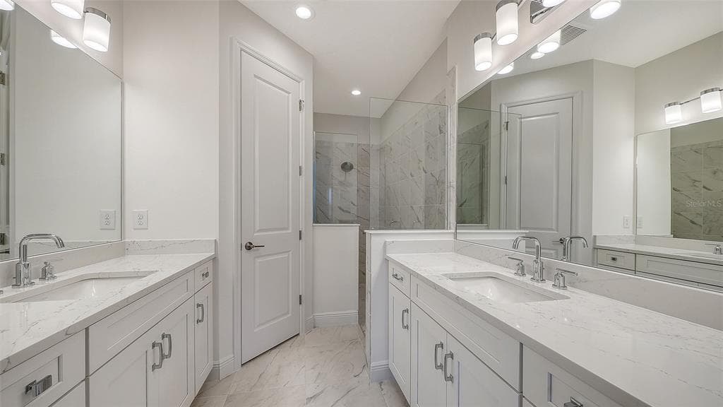 2114 SYLVESTER PALM LANE photo 20