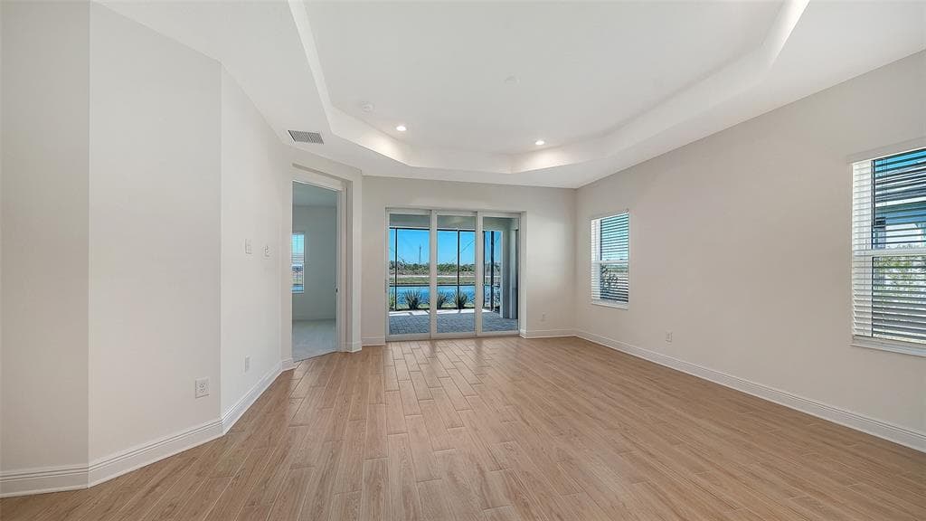 2114 SYLVESTER PALM LANE photo 8