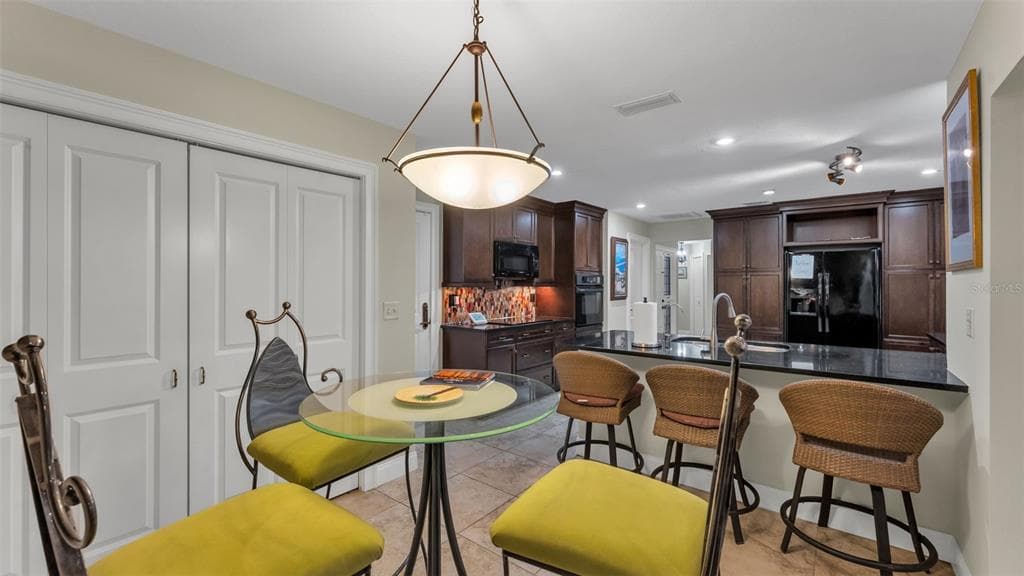 1007 ROLLING WOODS LANE photo 23