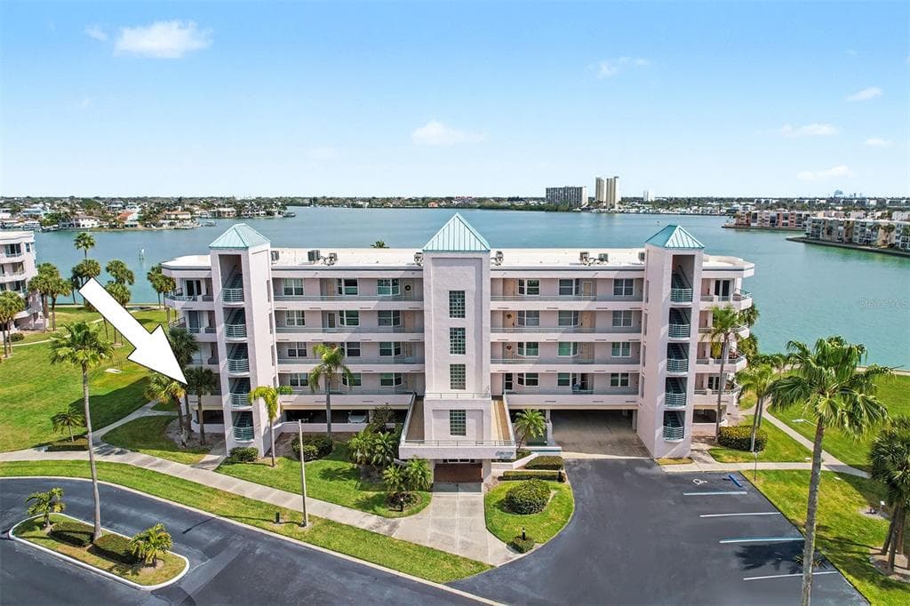 8021 SAILBOAT KEY BOULEVARD S 101 photo 21
