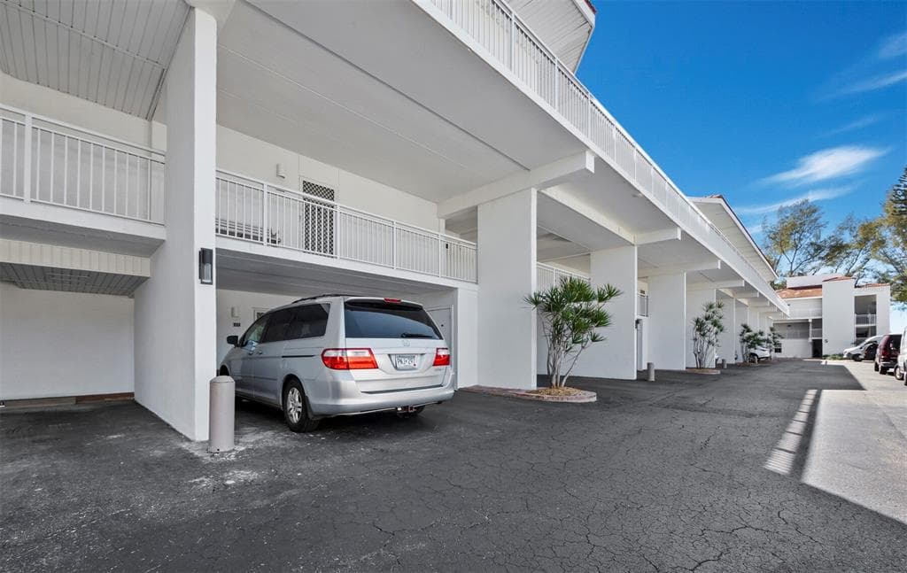 5055 GULF OF MEXICO DRIVE 421 photo 18