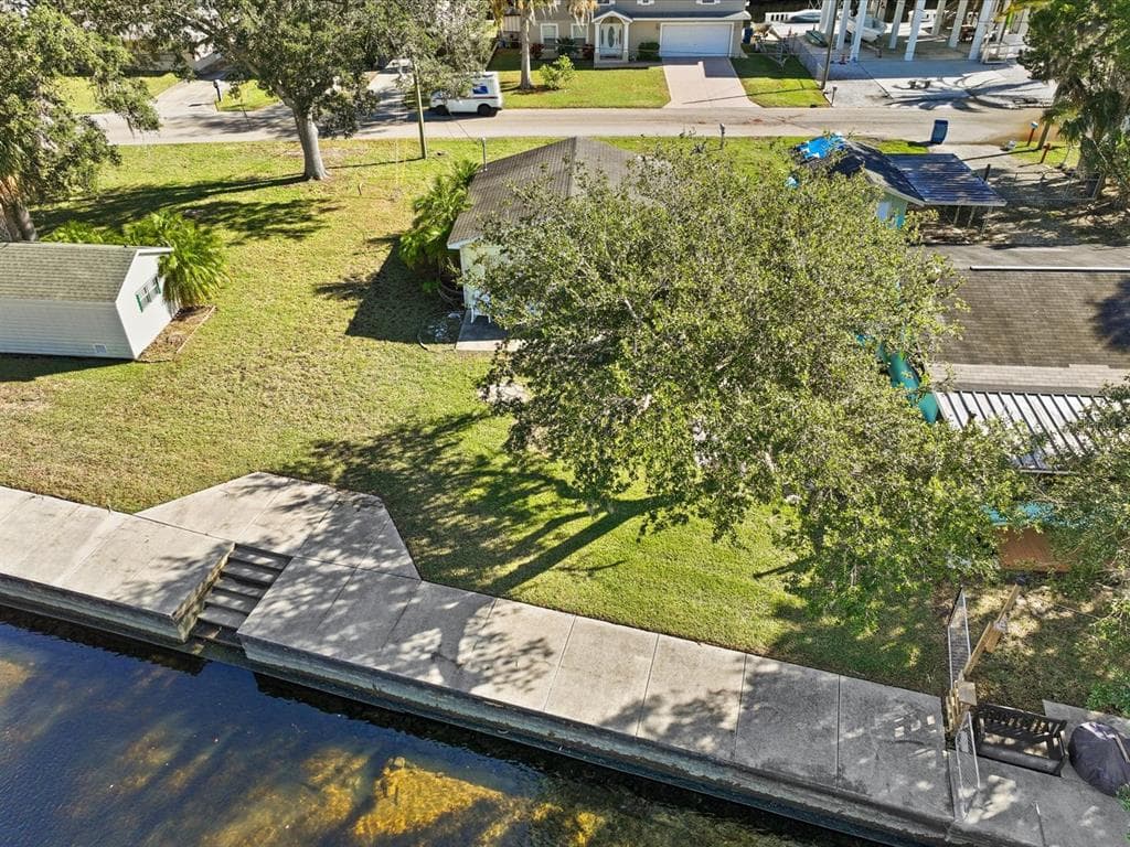 7255 TROPICAL DRIVE photo 4